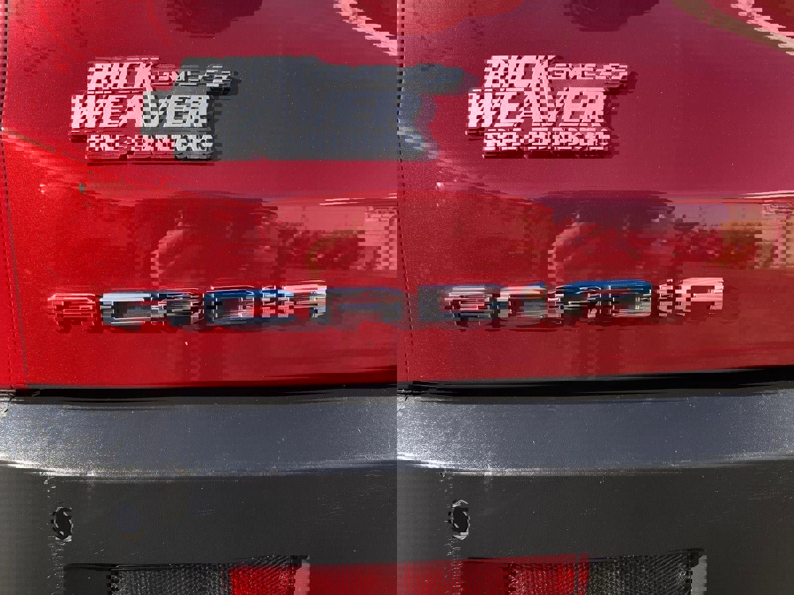 Used 2023 GMC Acadia AT4 image 24