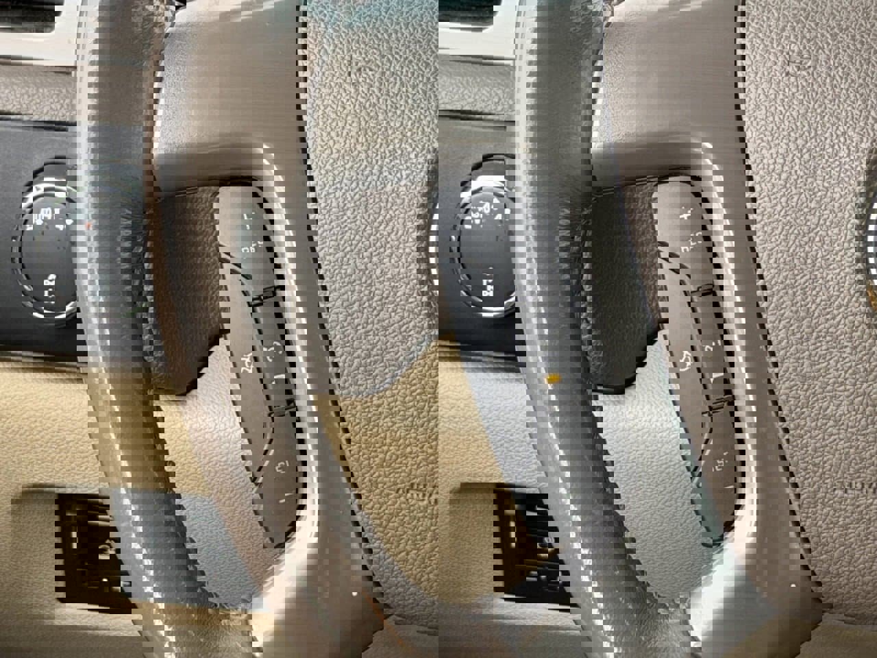 Used 2013 Chevrolet Tahoe LT image 14