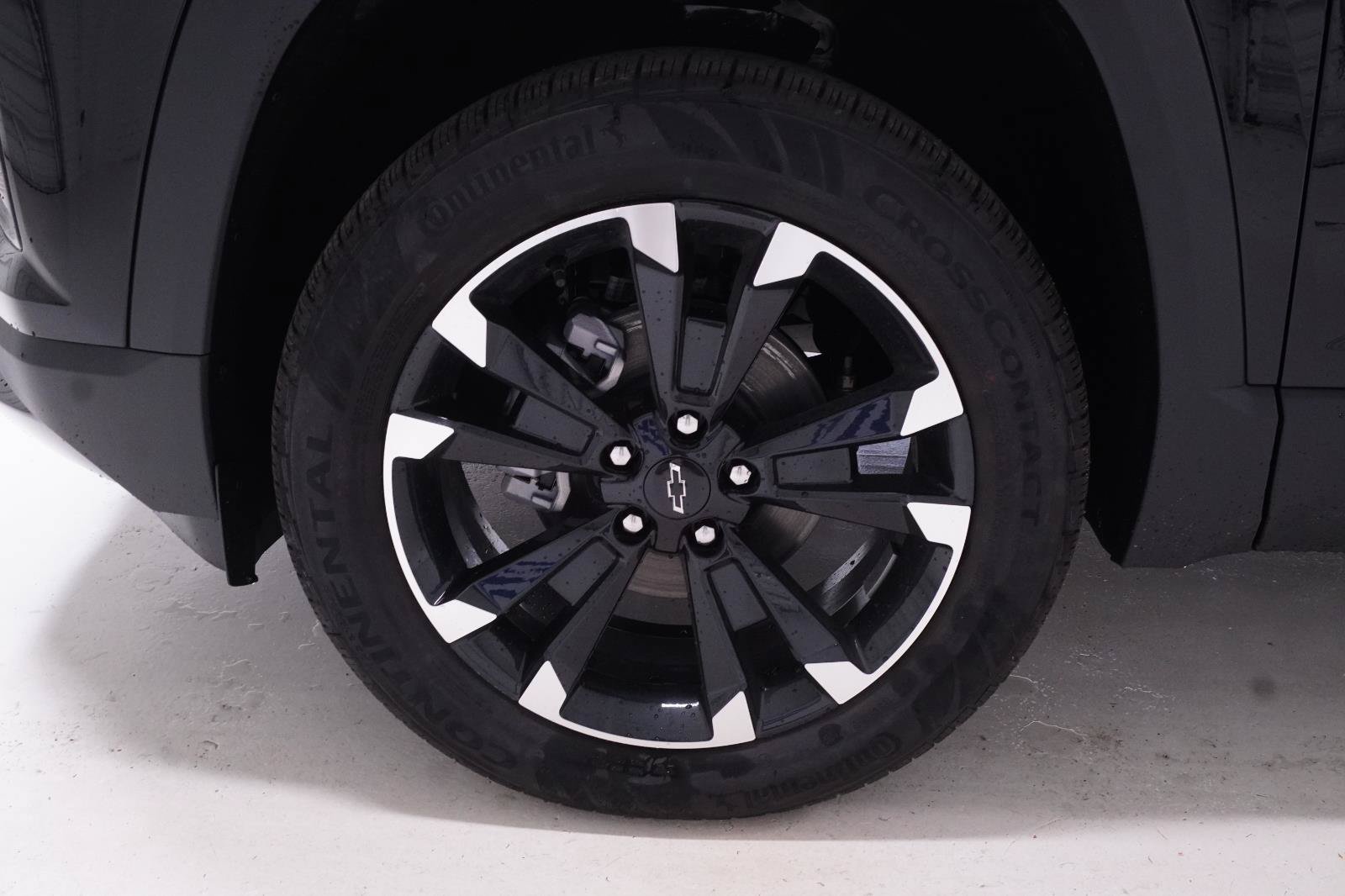 New 2027 Chevrolet Equinox RS FWD image 36