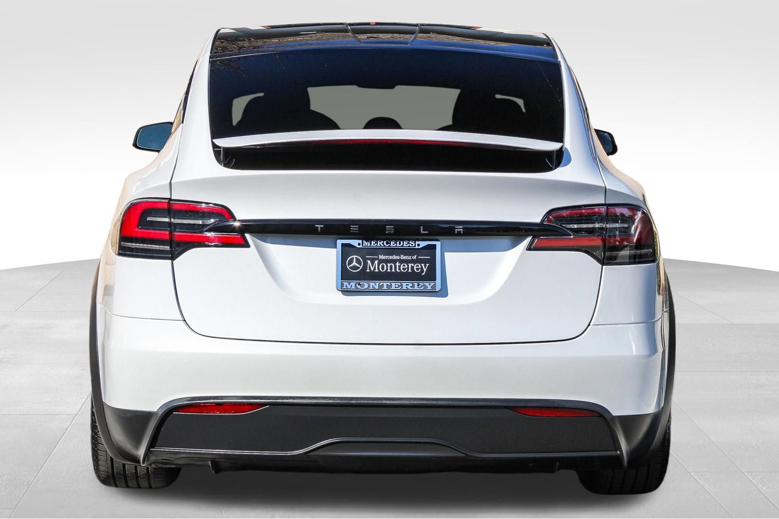 Used 2023 Tesla Model X image 7