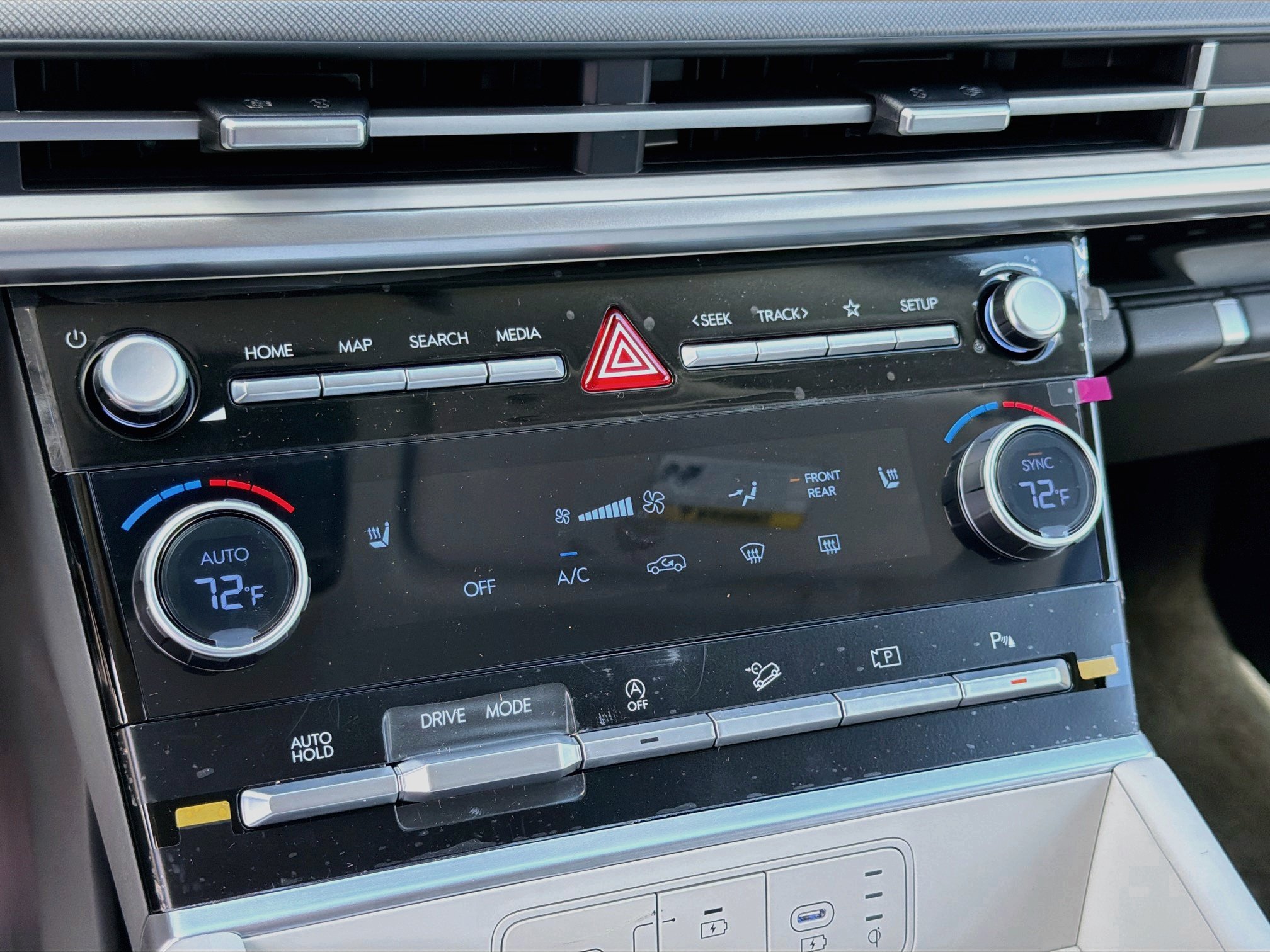 New 2027 Hyundai Santa Fe SEL FWD image 13