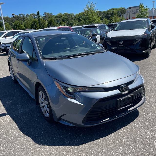 Used 2023 Toyota Corolla LE w/ Carpet Mat Package (TMS) FWD image 10