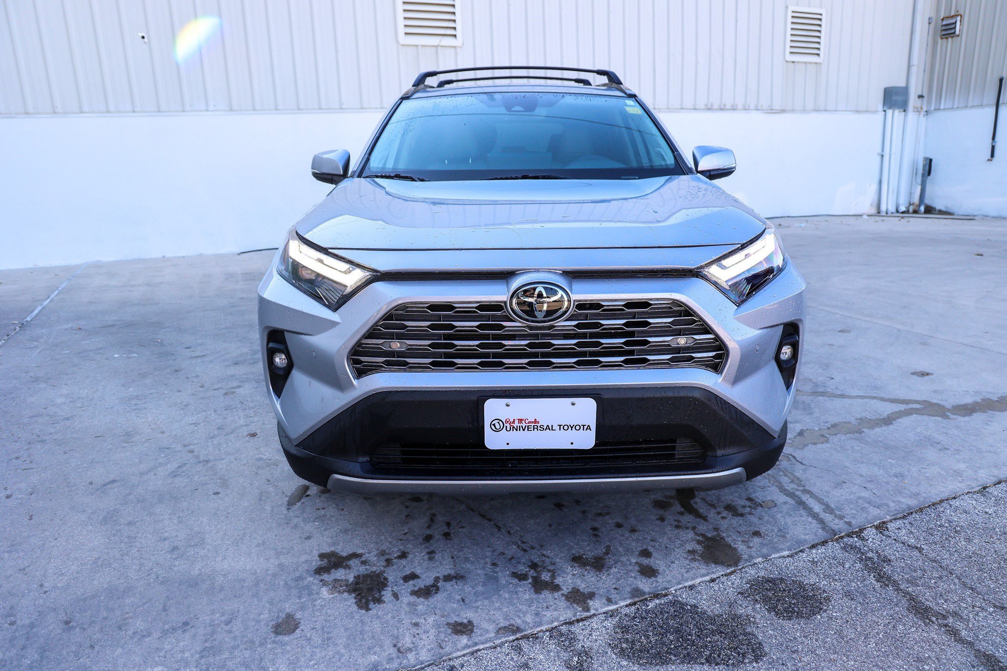 Used 2023 Toyota RAV4 Limited image 3