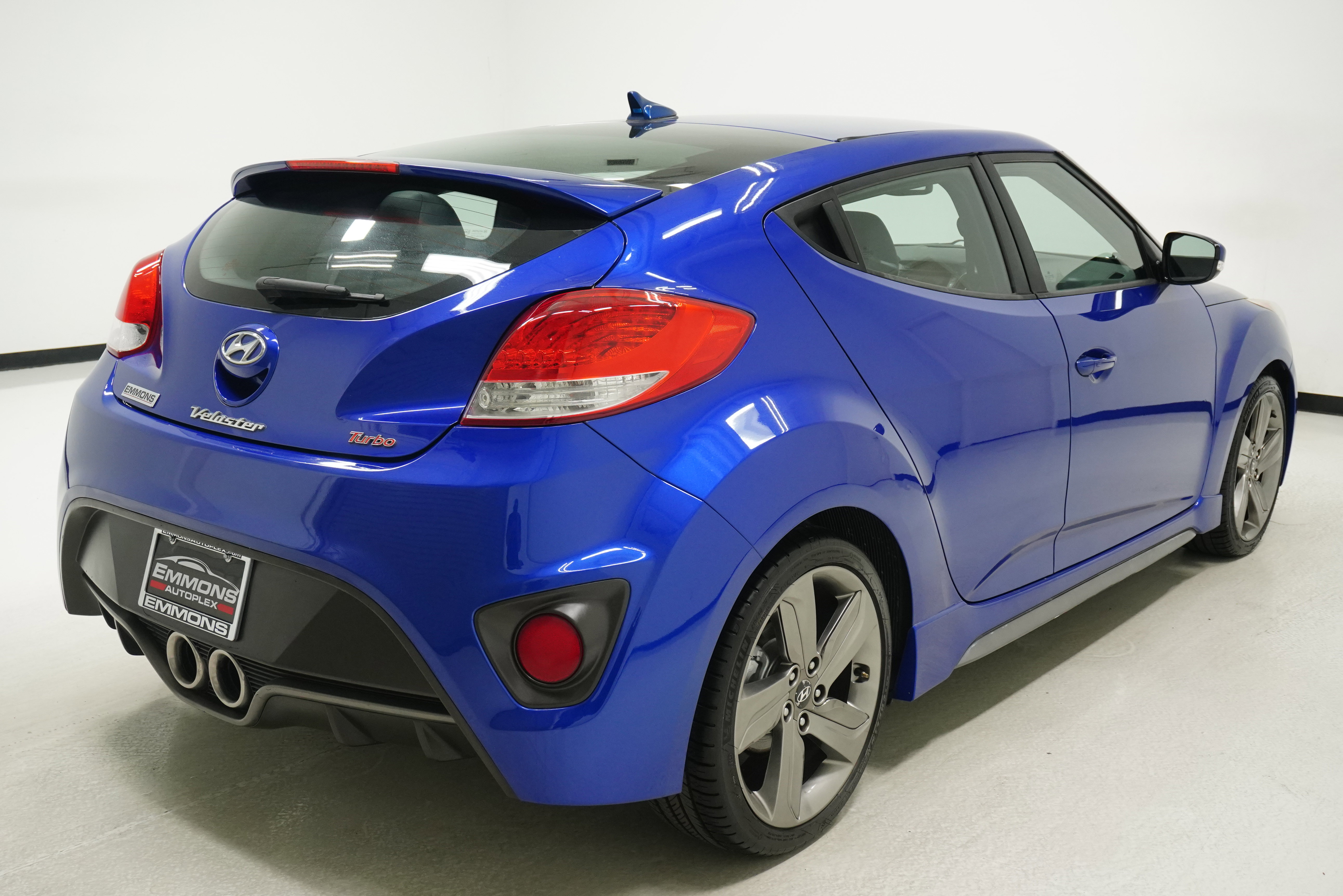 Used 2013 Hyundai Veloster Turbo image 4