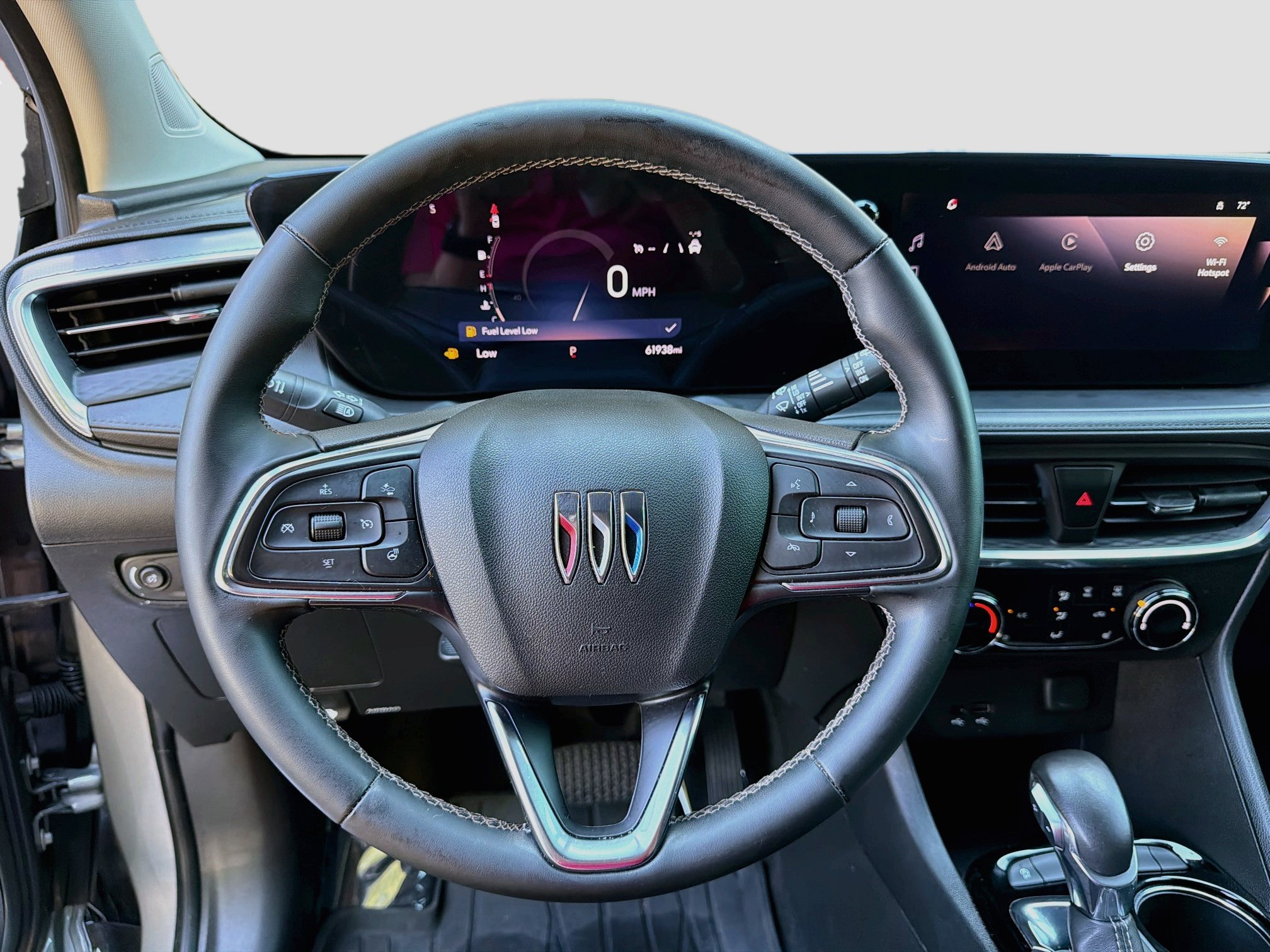Used 2024 Buick Encore GX Preferred w/ Comfort Package FWD image 9