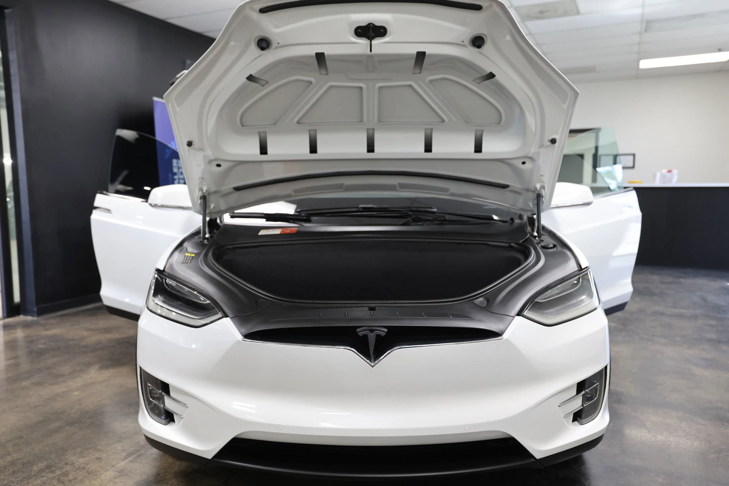 Used 2017 Tesla Model X P100D image 53