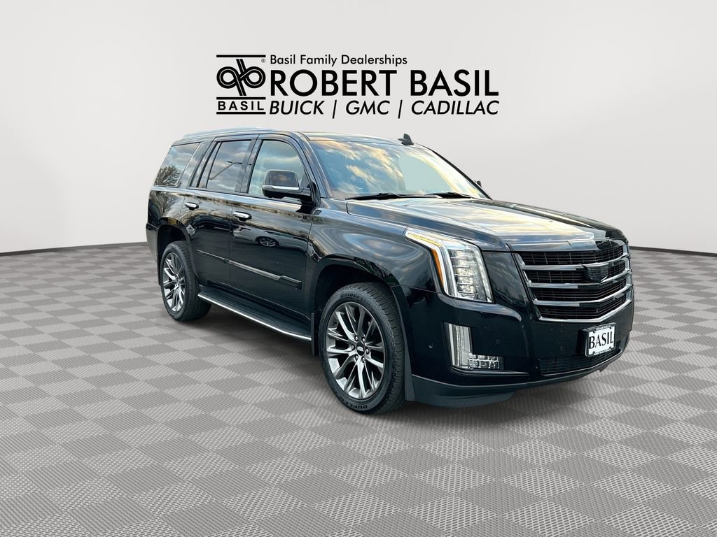 Used 2019 Cadillac Escalade Luxury w/ Escalade Sport Edition image 2