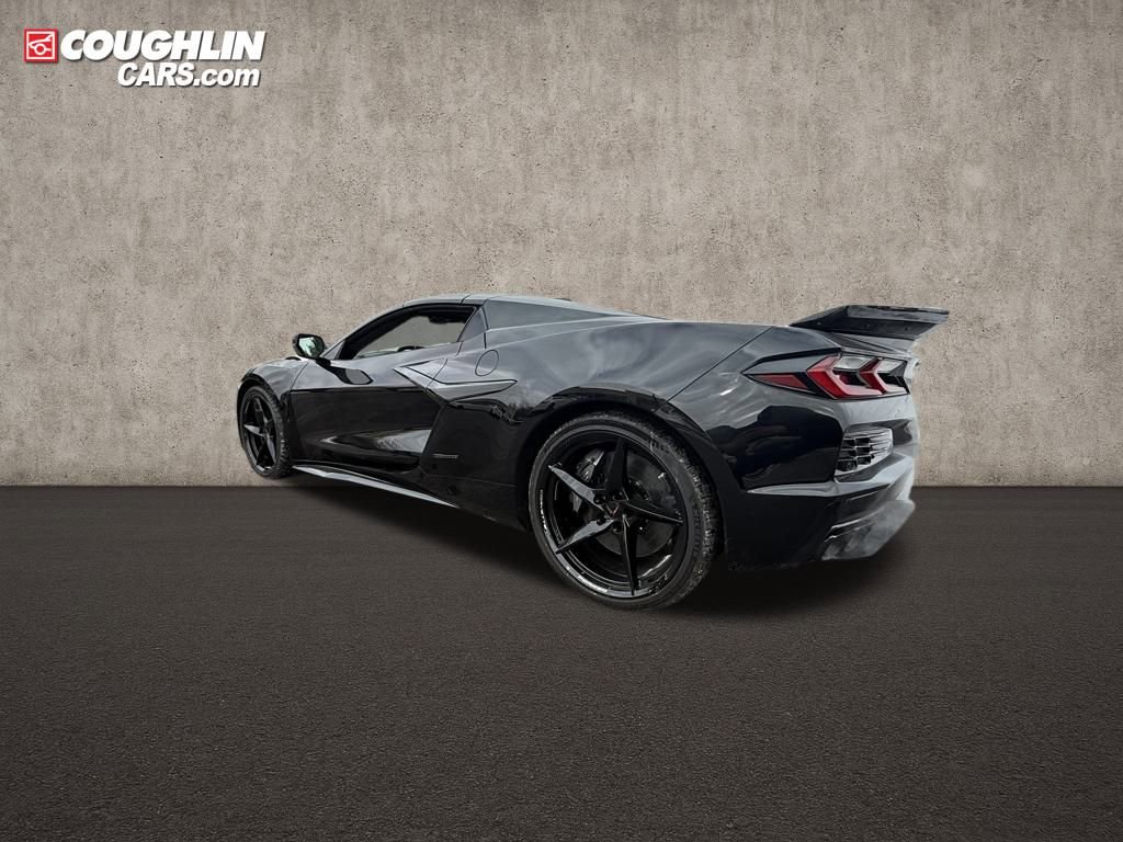 New 2025 Chevrolet Corvette E-Ray image 30