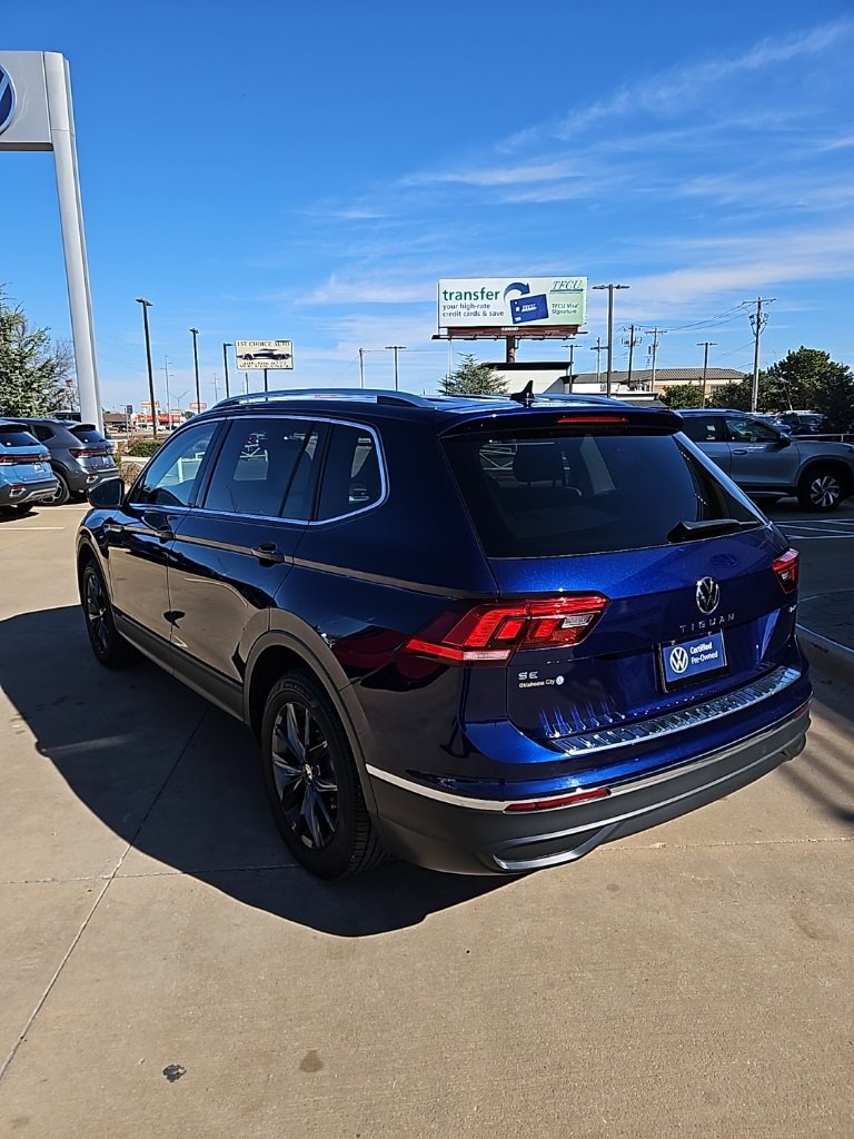 Certified 2024 Volkswagen Tiguan SE w/ Panoramic Sunroof Package image 7