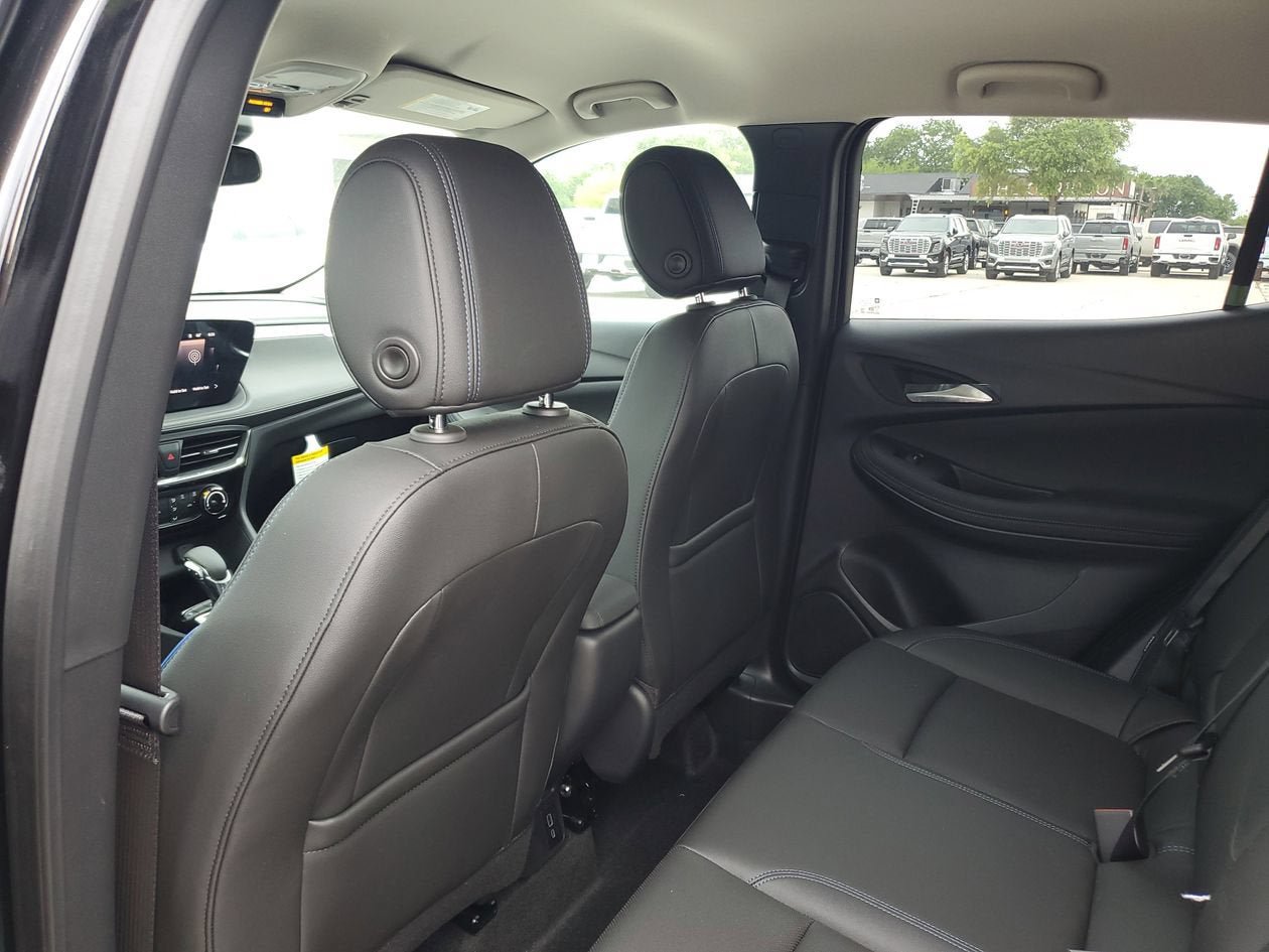 New 2026 Buick Encore GX Sport Touring FWD image 9
