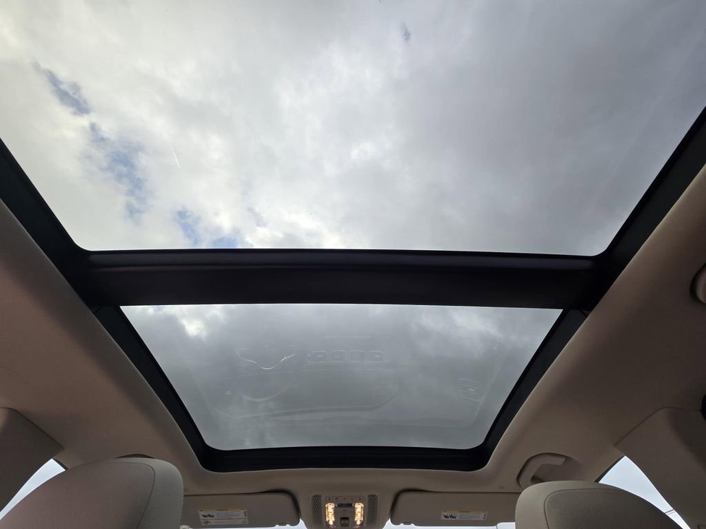 Used 2022 Mercedes-Benz GLE 350 image 29