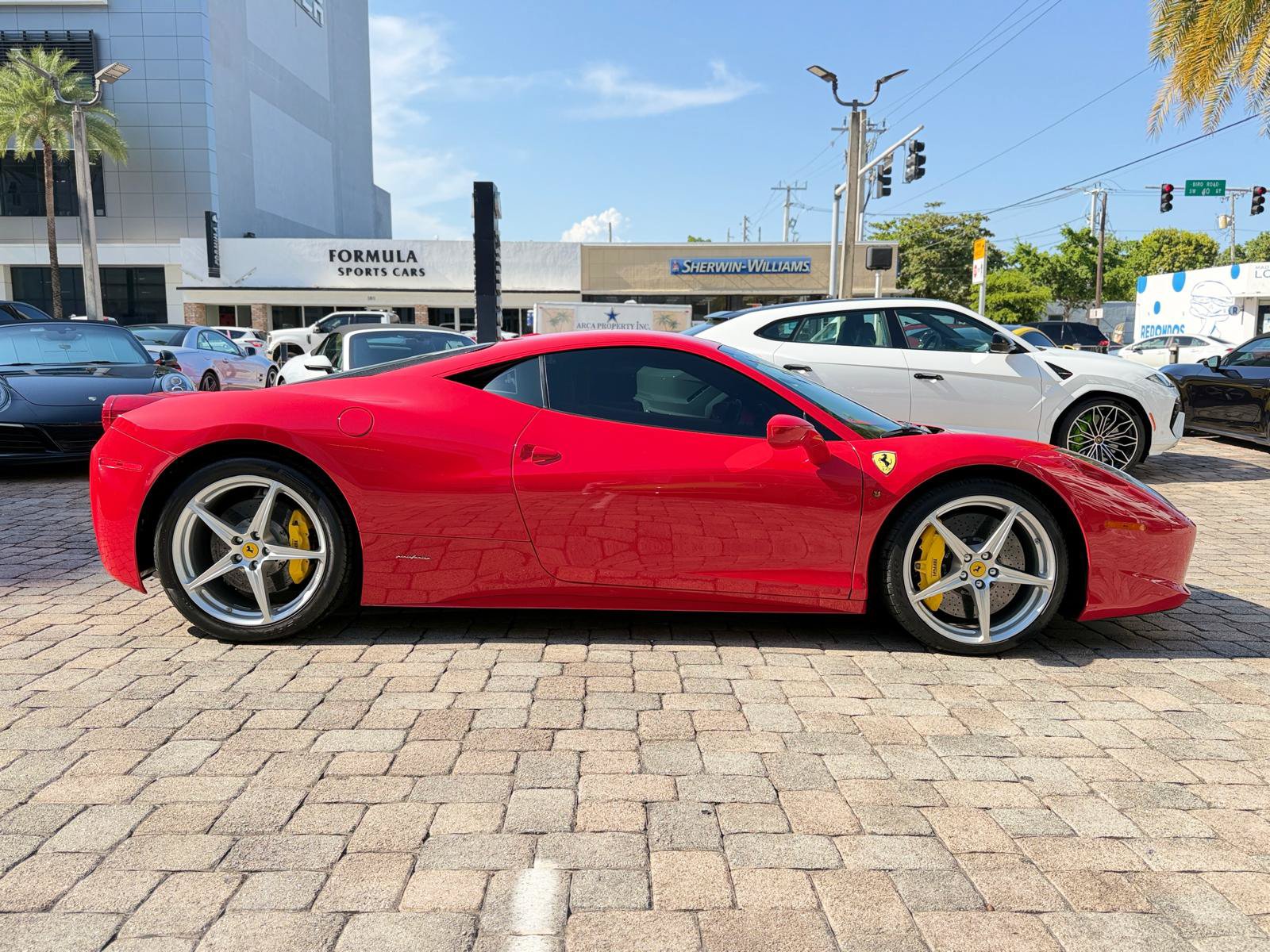 Used 2011 Ferrari 458 Italia Coupe RWD image 10
