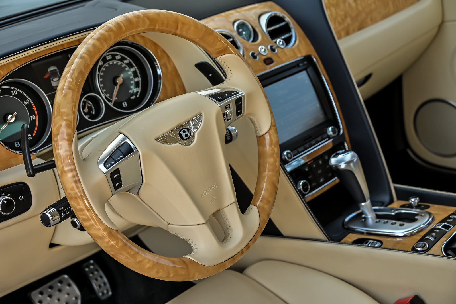Used 2013 Bentley Continental GT AWD/4WD image 28