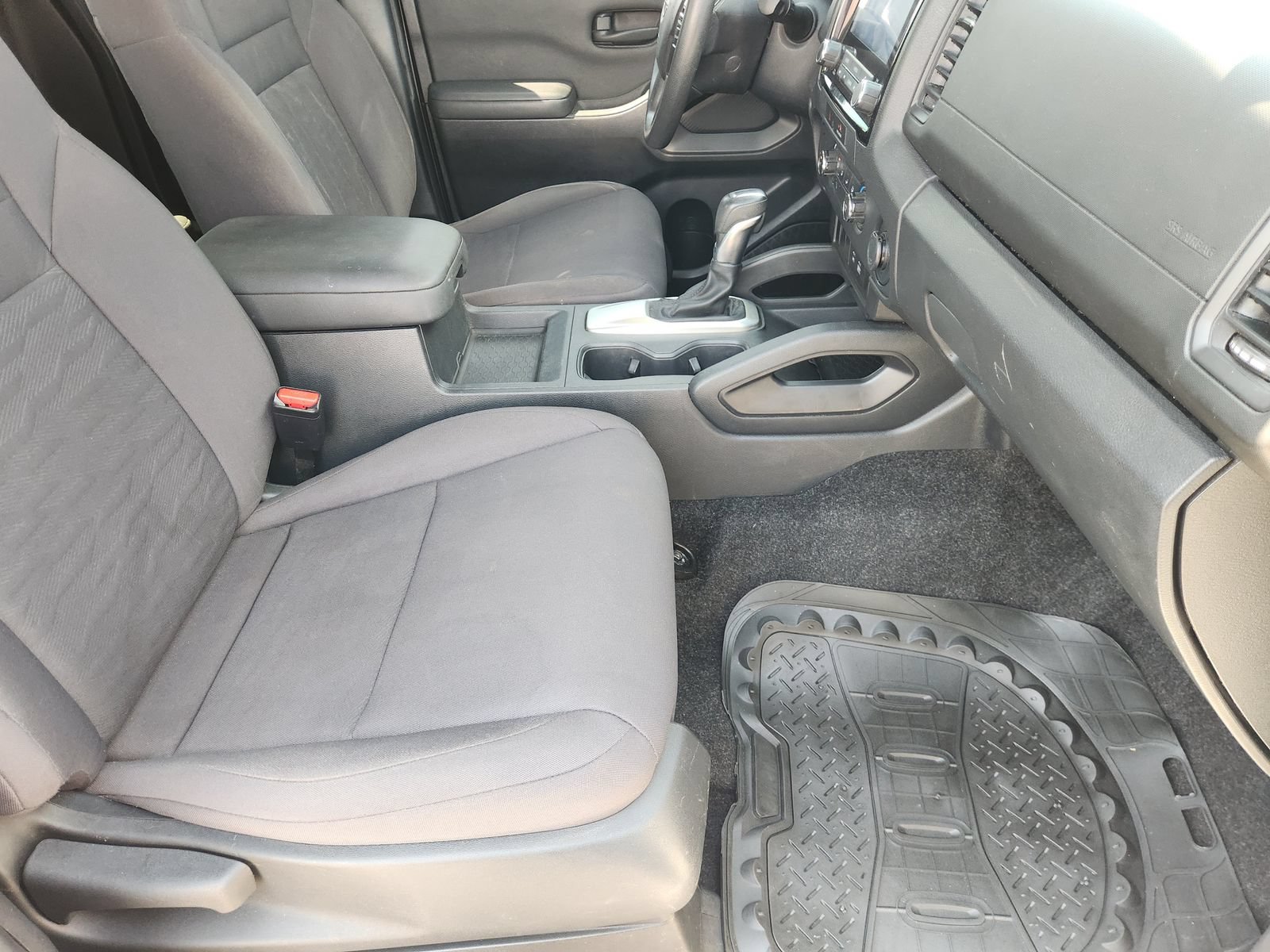 Used 2022 Nissan Frontier S RWD image 16