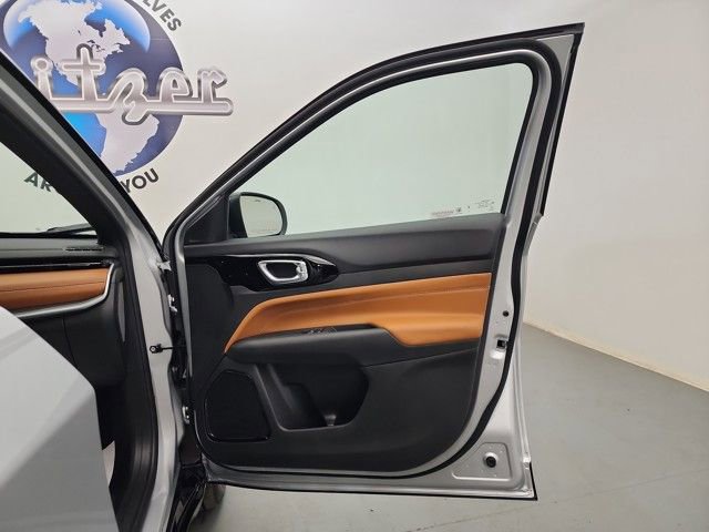New 2025 Jeep Compass Limited w/ Elite Group AWD/4WD image 29
