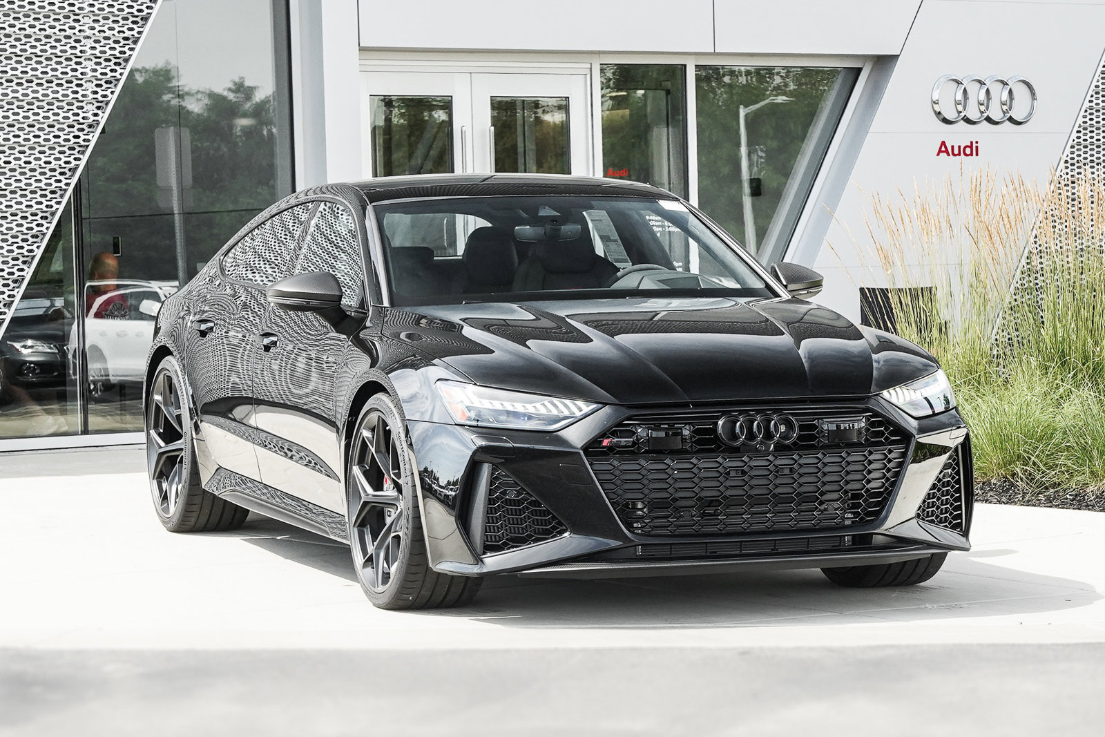 New 2025 Audi RS 7 Performance image 2