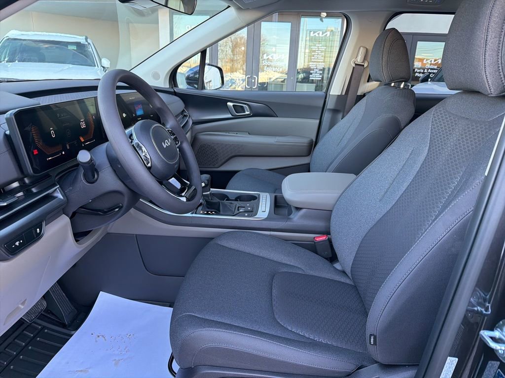 New 2026 Kia Carnival LX image 29