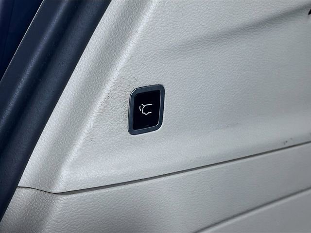 Used 2018 Chrysler Pacifica Touring Plus w/ Tire & Wheel Group image 25