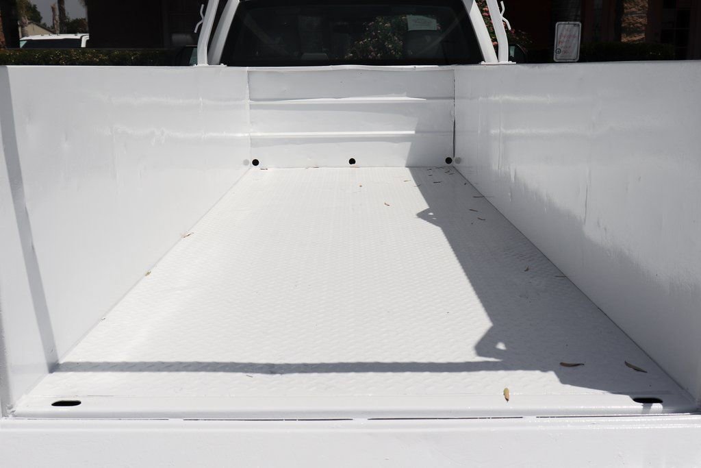 Used 2020 Ford F350 XL w/ Power Equipment Group image 9