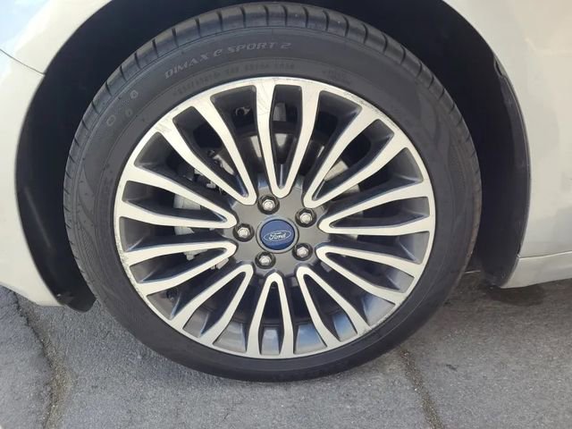 Used 2018 Ford Fusion Titanium AWD/4WD image 15