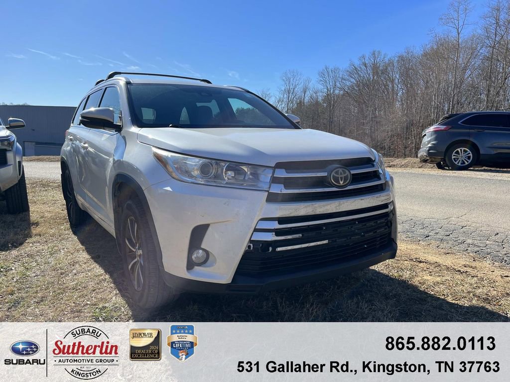 Used 2017 Toyota Highlander XLE