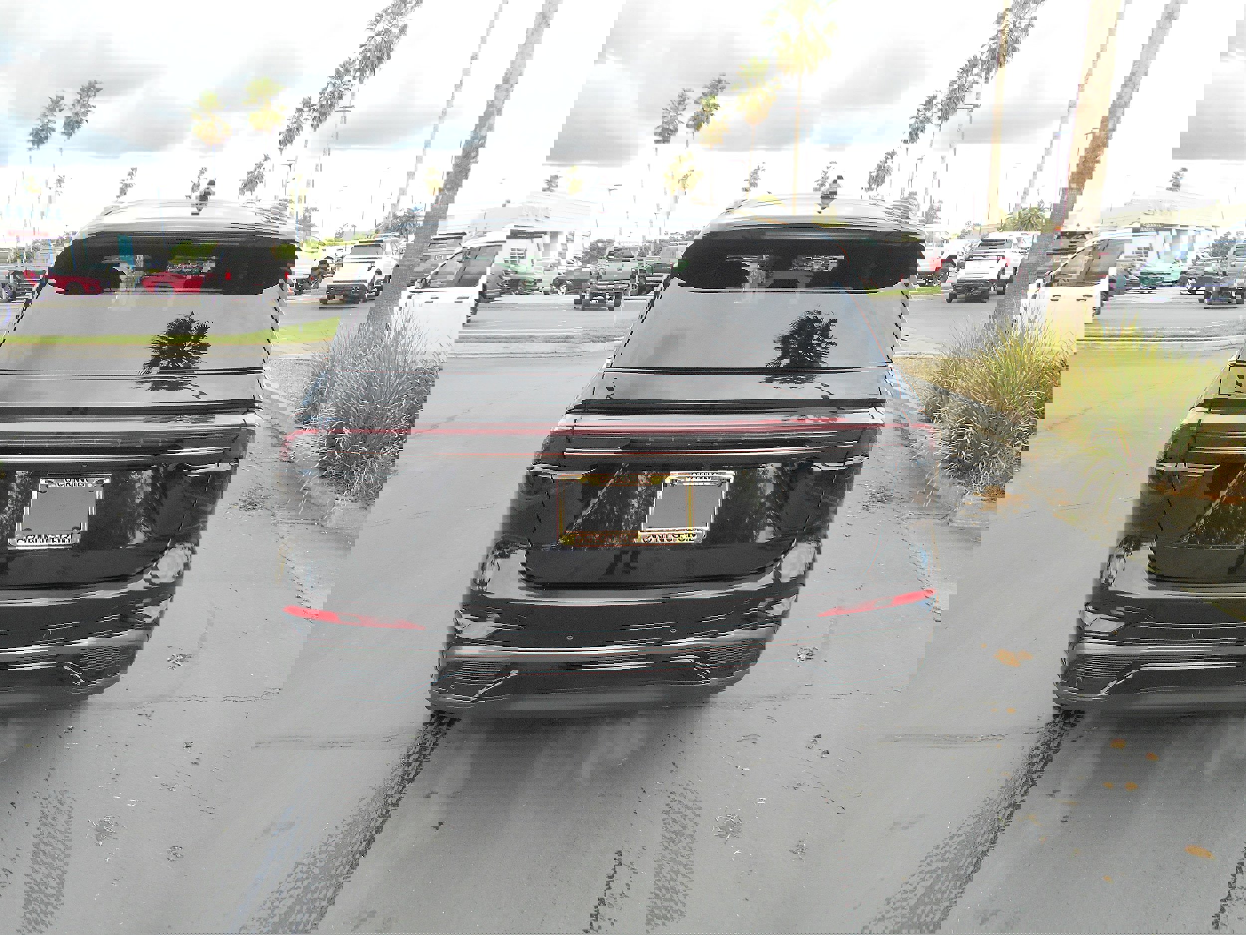 Used 2025 Lincoln Nautilus Black Label w/ Jet Appearance Package AWD/4WD image 4