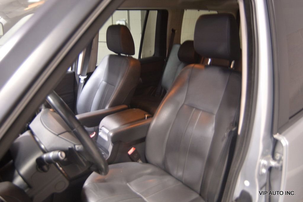 Used 2016 Land Rover LR4 4WD 4dr image 15