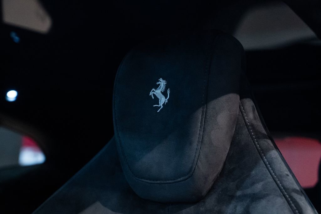 Certified 2025 Ferrari Purosangue AWD/4WD image 6