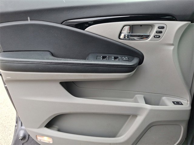 Certified 2021 Honda Pilot Touring image 23