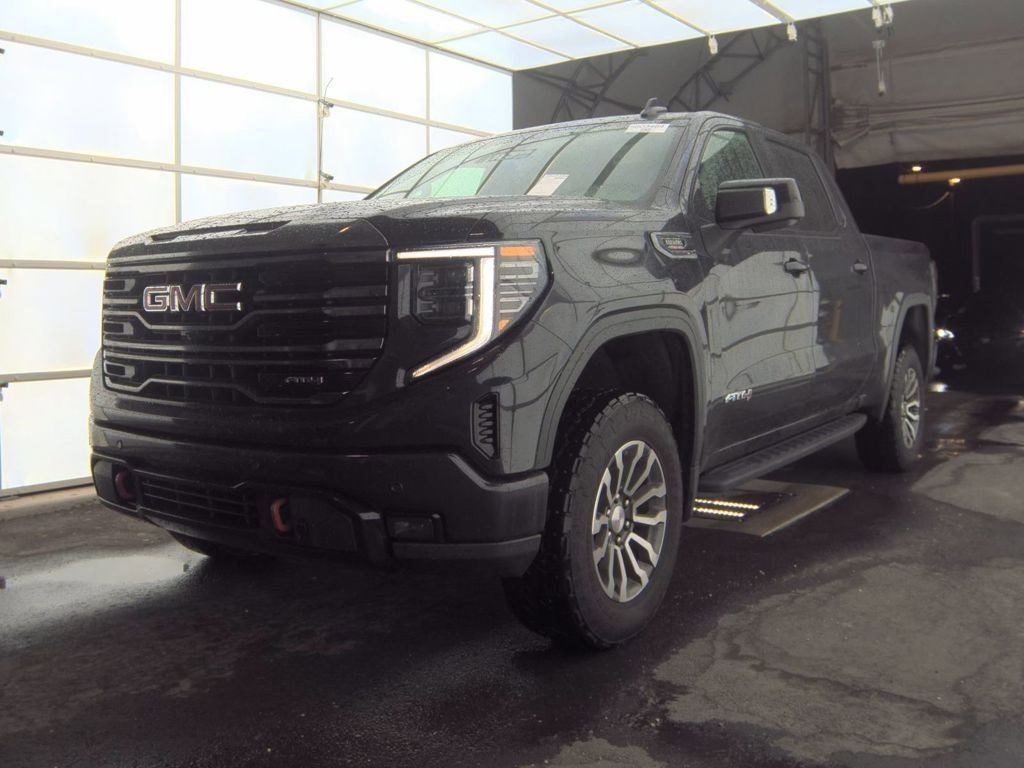 Used 2023 GMC Sierra 1500 AT4 w/ AT4 Premium Package AWD/4WD image 2