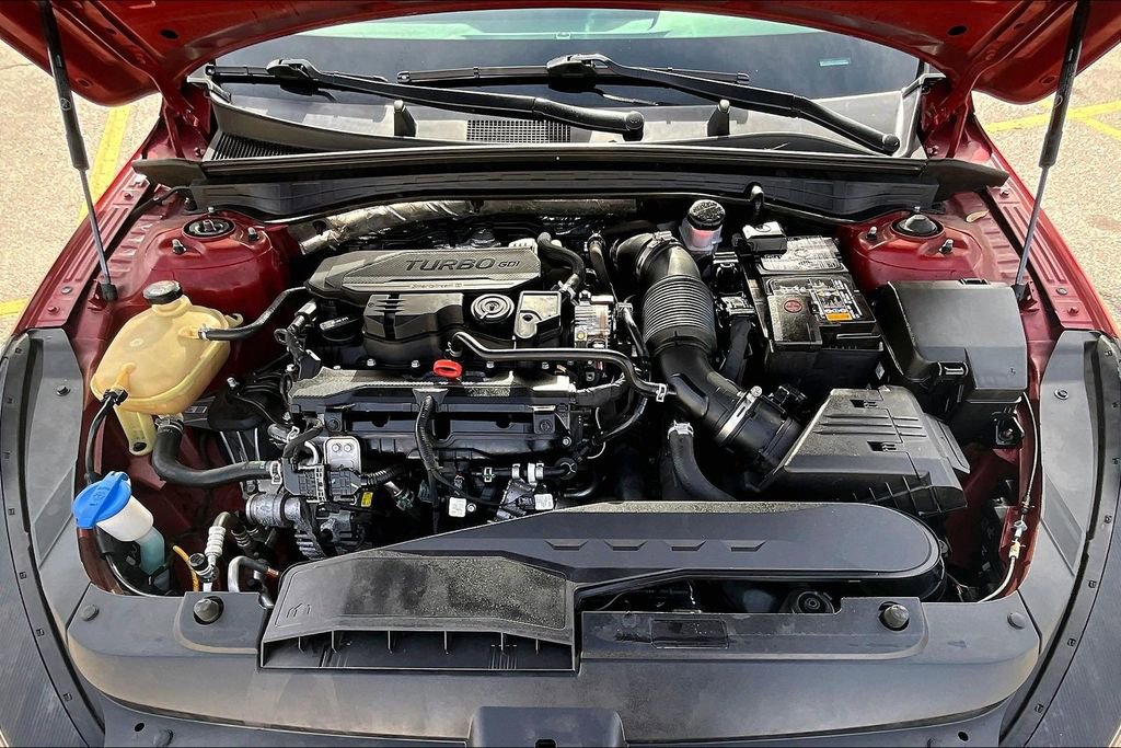 Used 2021 Kia K5 LXS image 10