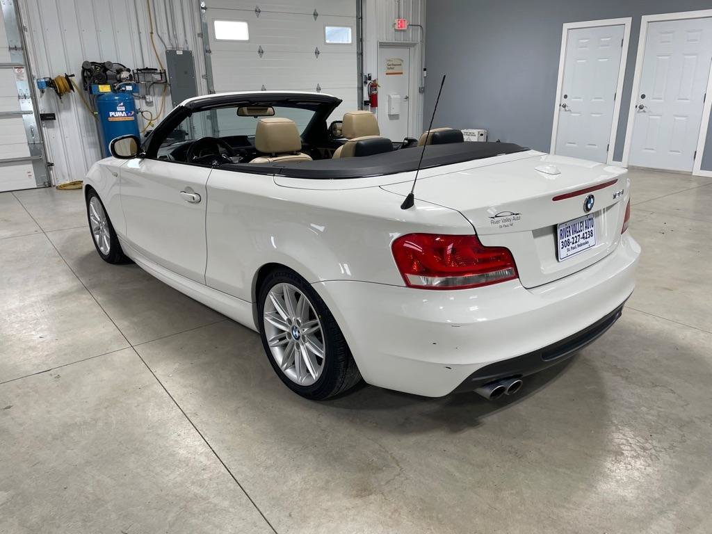 Used 2012 BMW 128i Convertible RWD image 13