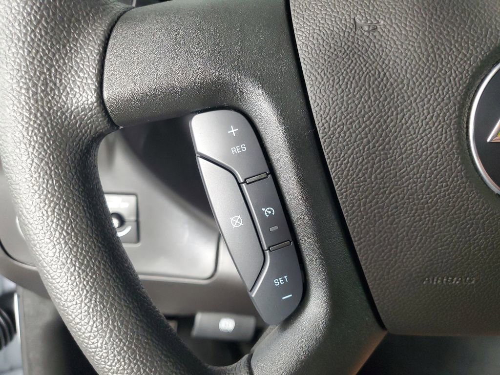 New 2026 Chevrolet Express 3500 Extended RWD image 28