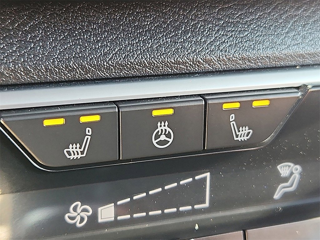 Used 2020 Nissan Altima 2.5 SV image 24