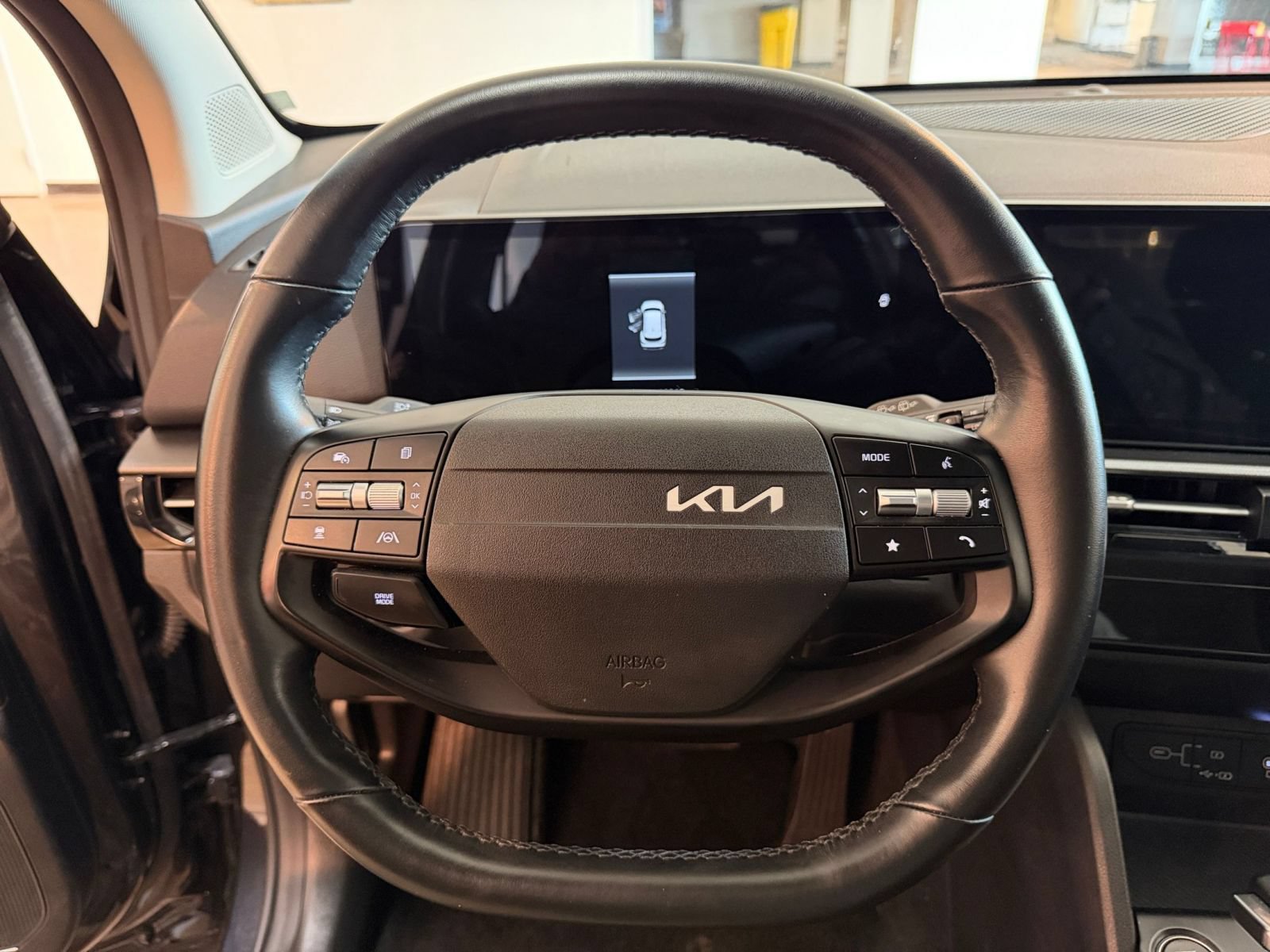 Used 2026 Kia Sportage LX FWD image 28