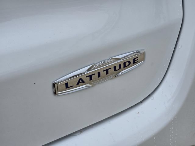 New 2026 Jeep Compass Latitude AWD/4WD image 5