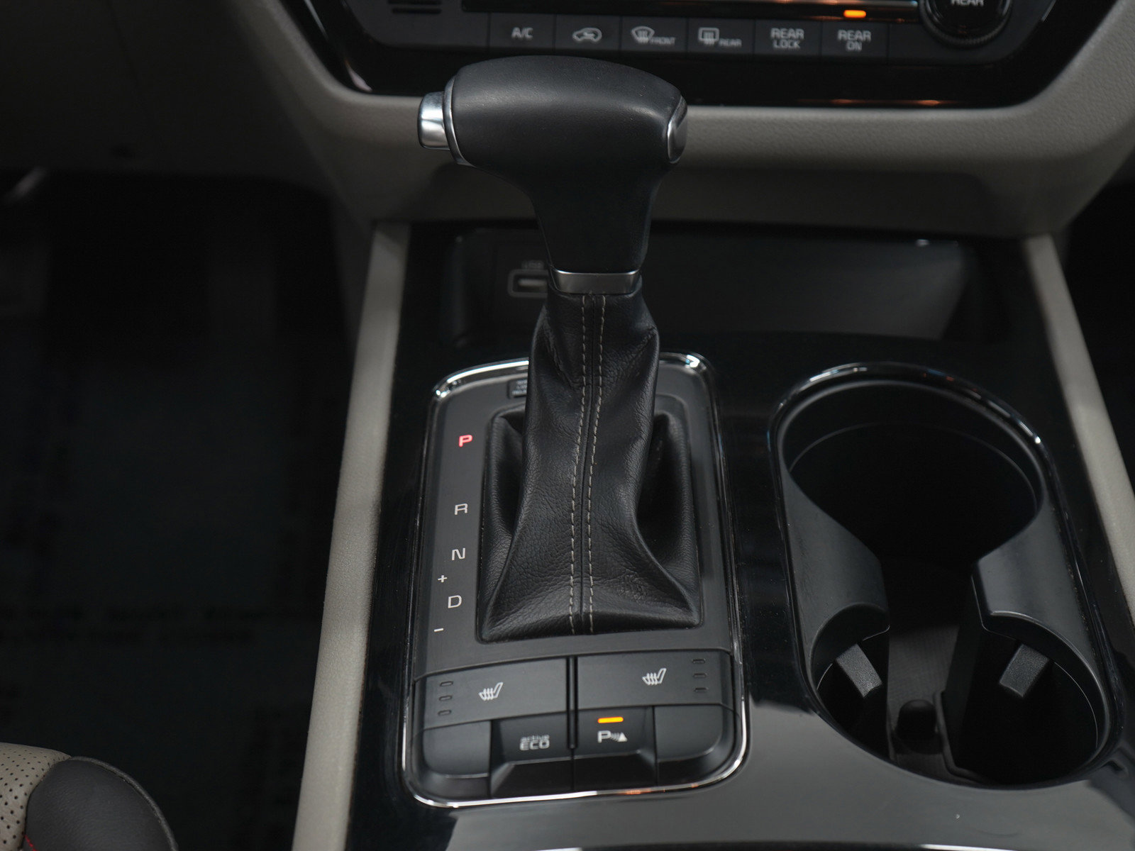 Used 2018 Kia Sedona EX image 22