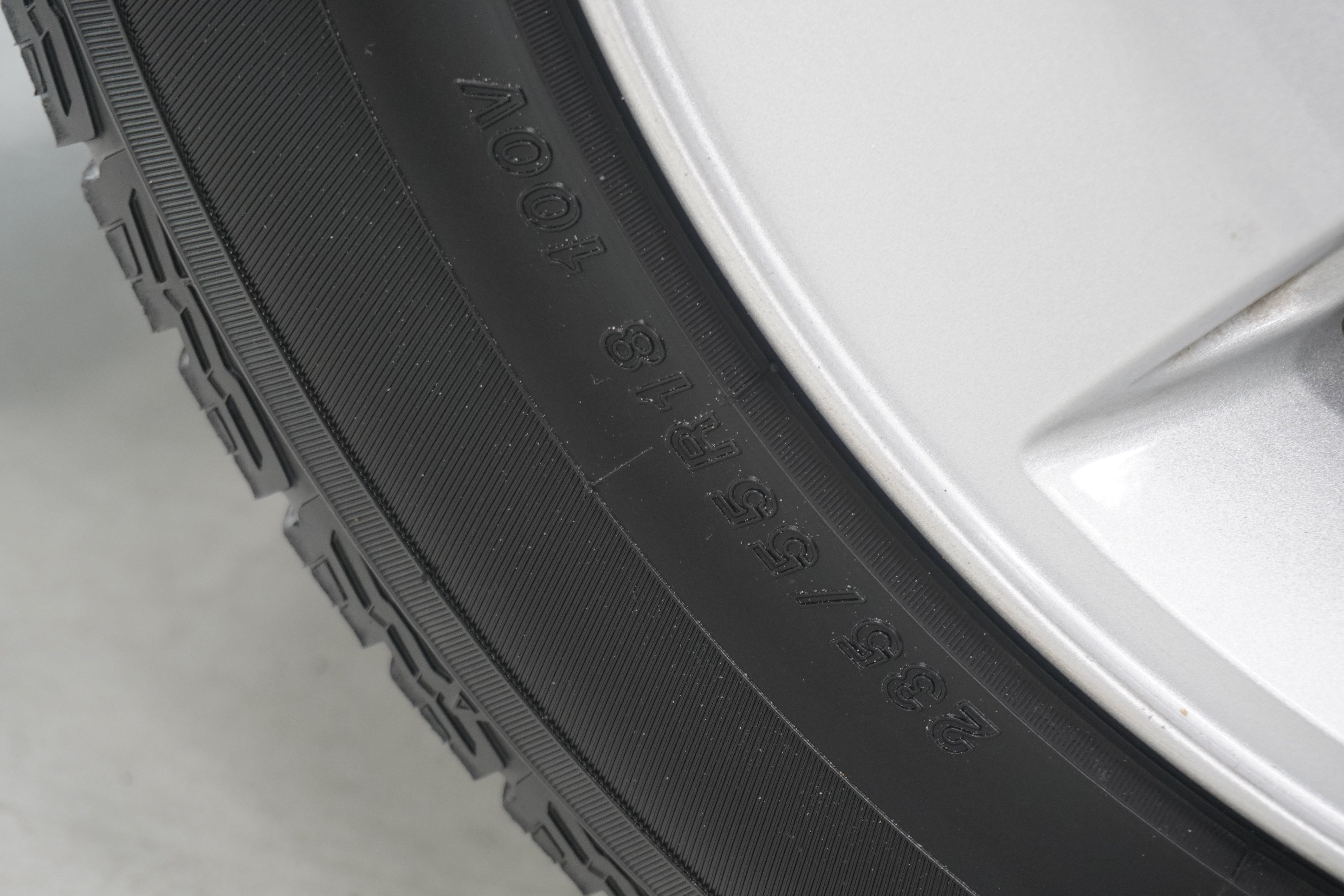 Used 2019 Dodge Challenger SXT RWD image 24
