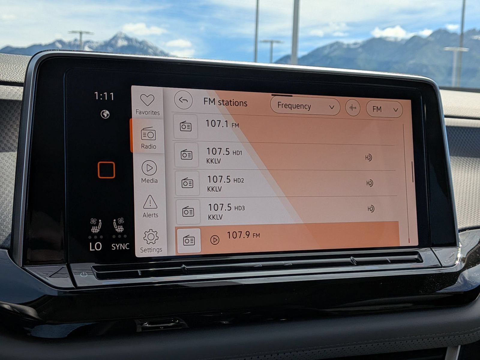 New 2026 Volkswagen Atlas Peak Edition AWD/4WD image 16