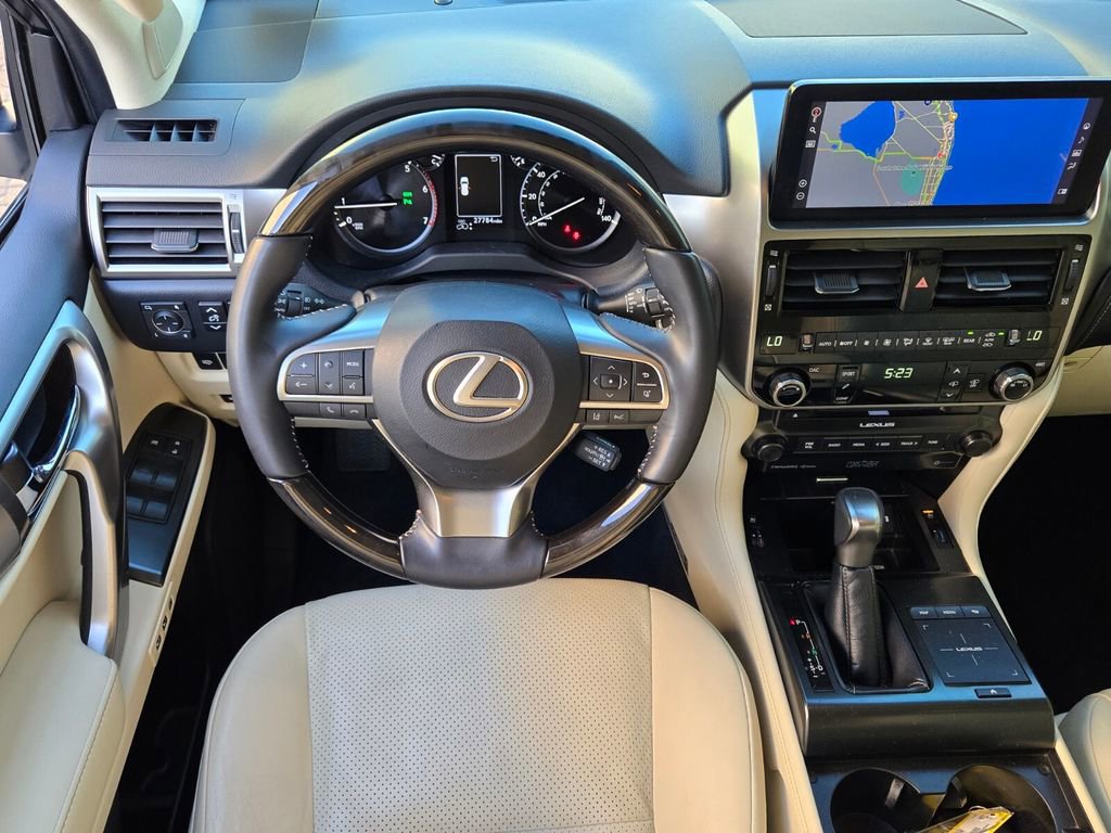Used 2023 Lexus GX 460 Luxury w/ Sport Design Package image 13