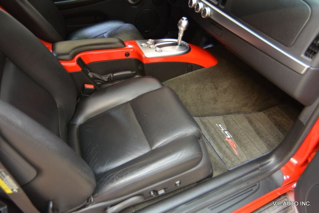 Used 2003 Chevrolet SSR w/ Preferred Equipment Group RWD image 23