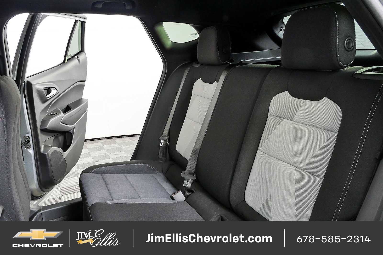 New 2026 Chevrolet Trax RS w/ Sunroof Package FWD image 19