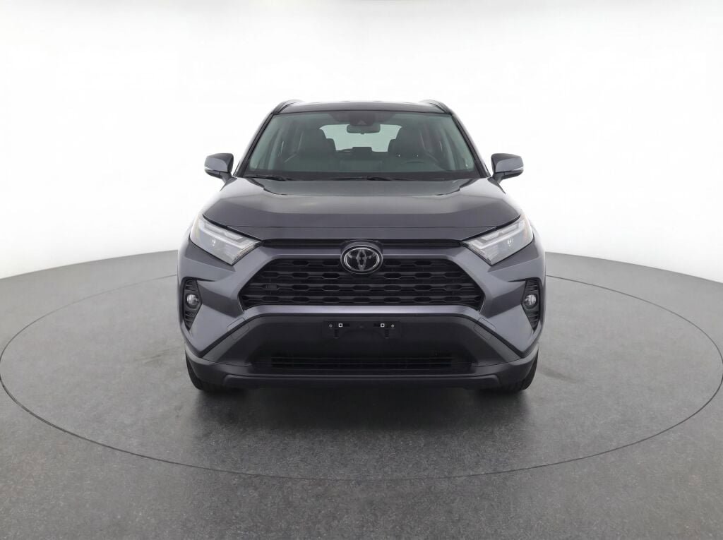 Used 2023 Toyota RAV4 XLE Premium AWD/4WD image 37