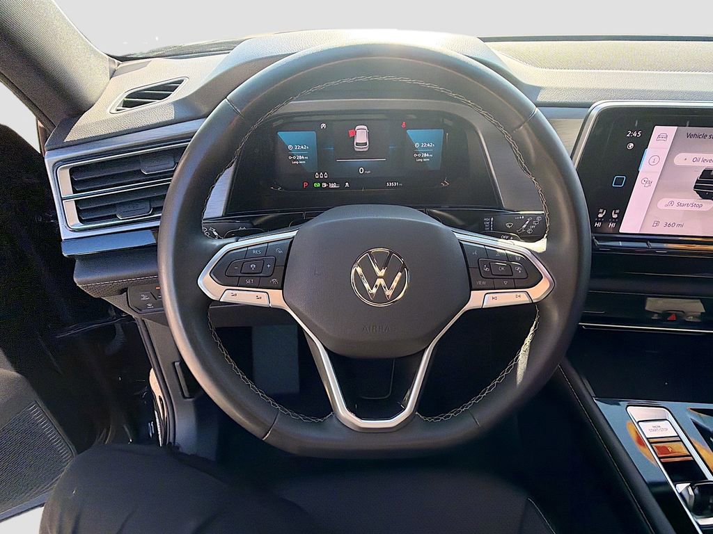 Used 2024 Volkswagen Atlas Cross Sport SE image 38