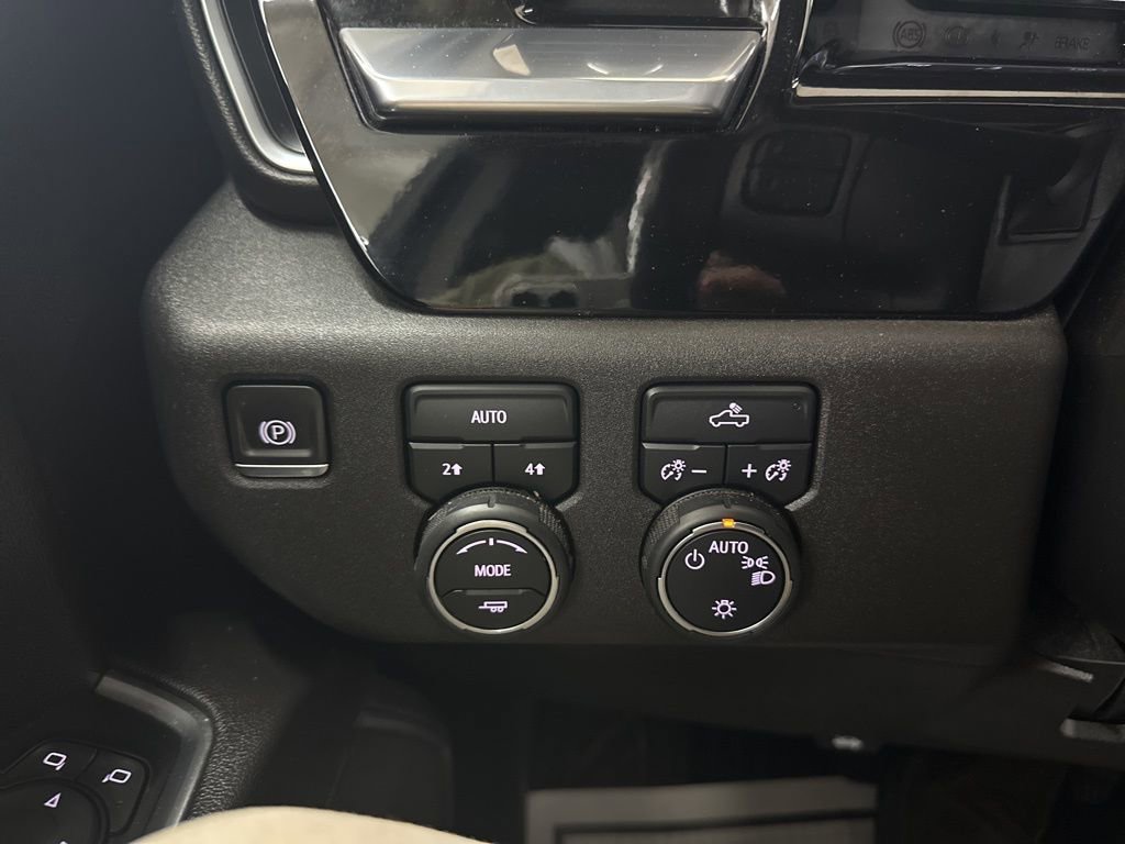 Certified 2022 Chevrolet Silverado 1500 LT image 44