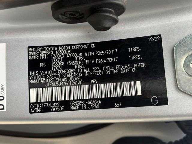 Used 2023 Toyota 4Runner SR5 Premium w/ Moonroof Package AWD/4WD image 26