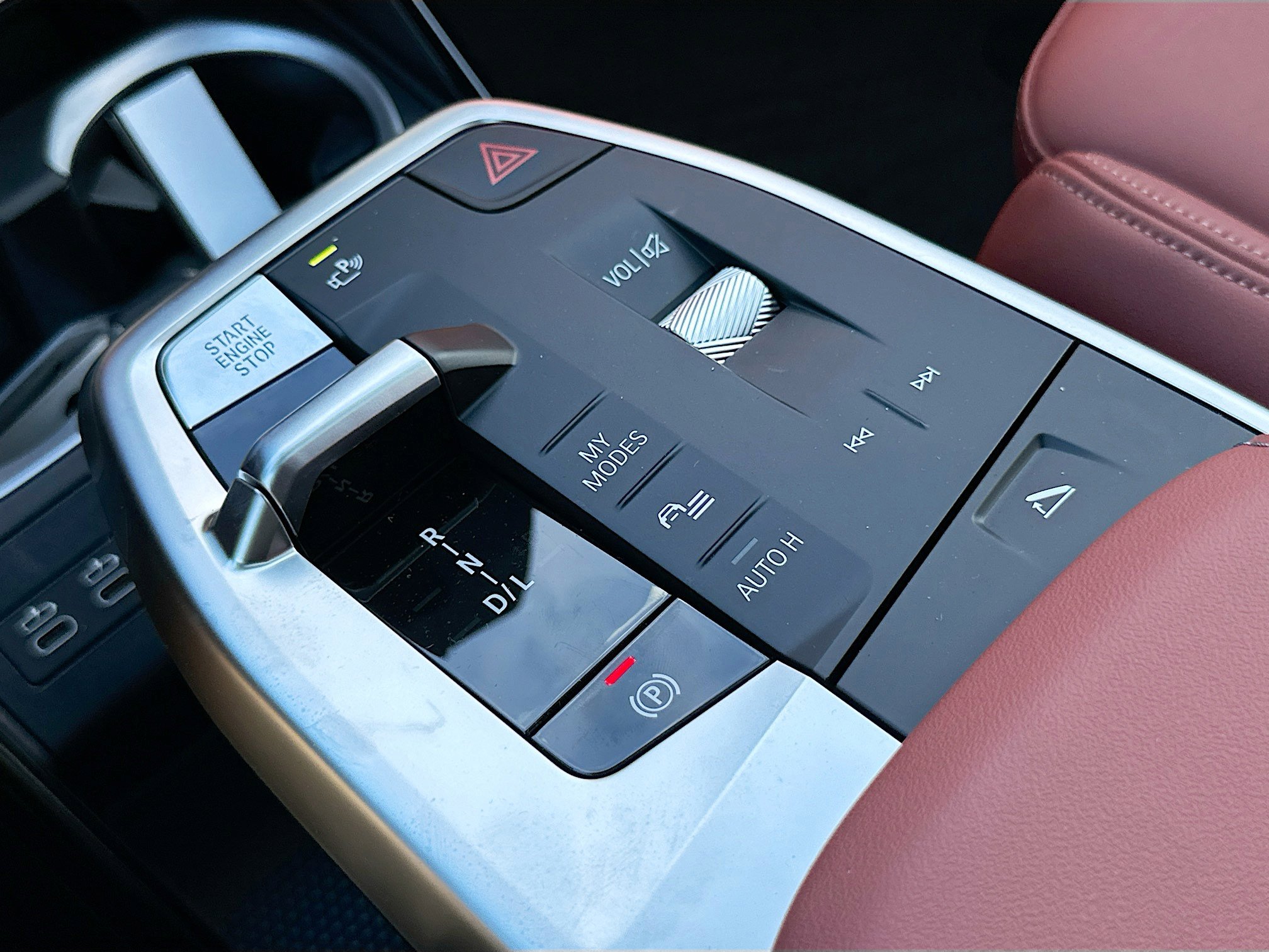 New 2026 BMW X1 xDrive28i w/ Technology Package image 14