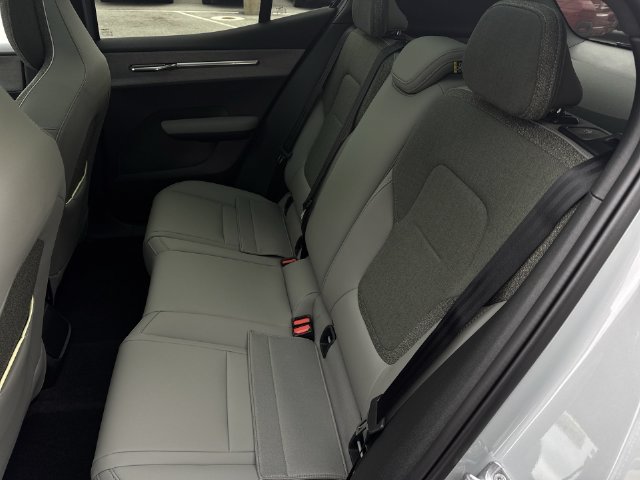 New 2026 Volvo EX30 Cross Country Ultra w/ Protection Package Premier AWD/4WD image 26