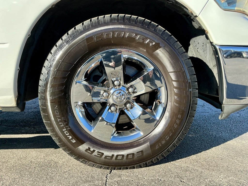 Used 2010 Dodge Ram 1500 Truck SLT image 20