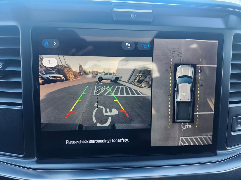 Used 2025 Ford F350 Lariat w/ Camper Package image 38